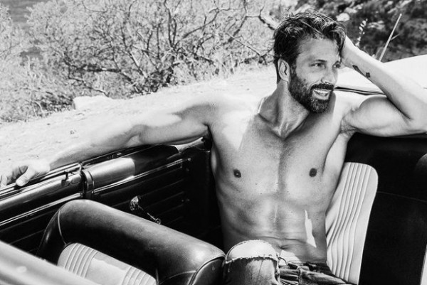 Θοδωρής Θεοδωρόπουλος – Μπαμπάς για πρώτη φορά το μοντέλο