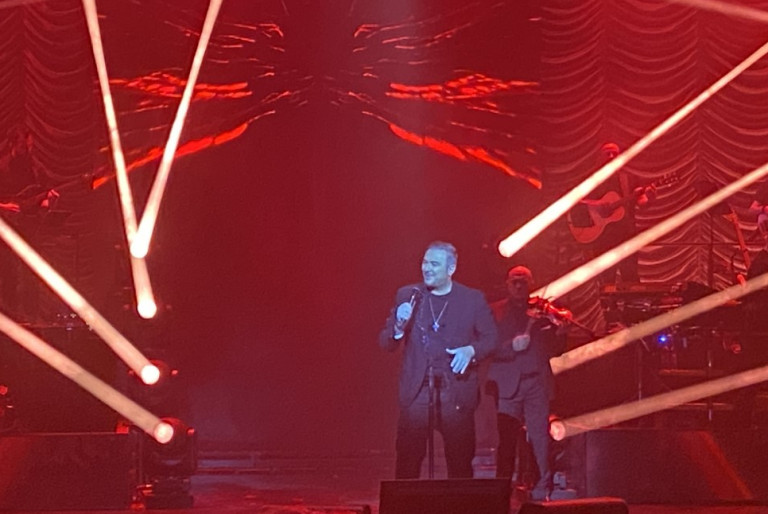 Αντώνης Ρέμος – Ενα μουσικό ταξίδι στο νέο του «σπίτι»  στο NOX