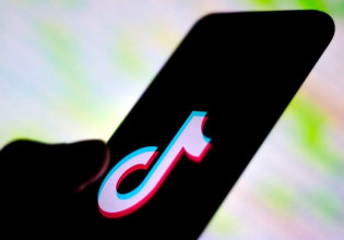 TikTok – Αγωγή από εργαζομένη για «ψυχικό τραύμα» λόγω των φρικιαστικών βίντεο