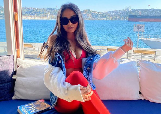 Τουρκία – Νεαρή influencer καταδικάστηκε για τις αναρτήσεις της στο Instagram