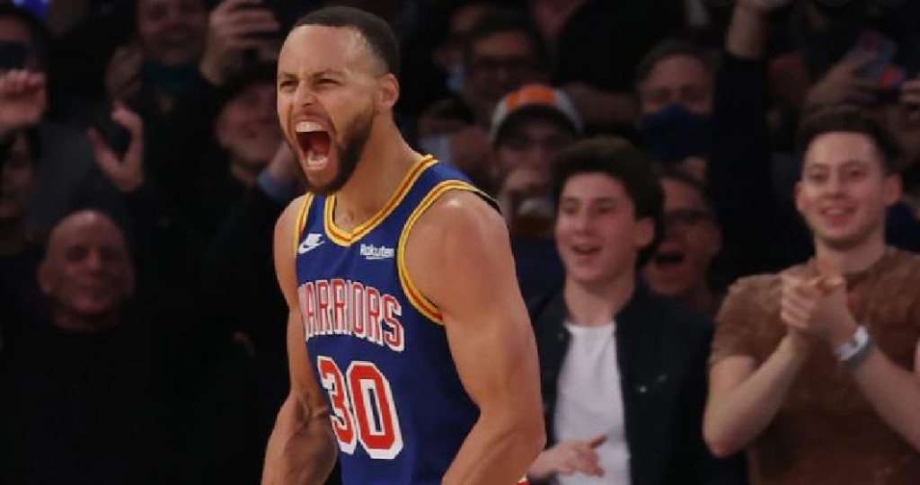 NBA – Το ιστορικό τρίποντο του Κάρι στην κορυφή του Top 5