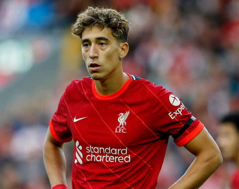 Ο Τσιμίκας βρίζει στα ελληνικά τον διαιτητή