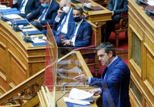 Μετωπική Μητσοτάκη – Τσίπρα στη σκιά των δημοσκοπήσεων, του ισχυρού ΚΙΝΑΛ και της έρευνας για τις ΜΕΘ