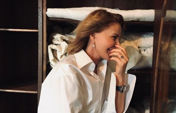 Τζένη Μπαλατσίνου – Έκρυψε τα γλυκά των γιορτών αλλά κάποιος τα ξετρύπωσε…