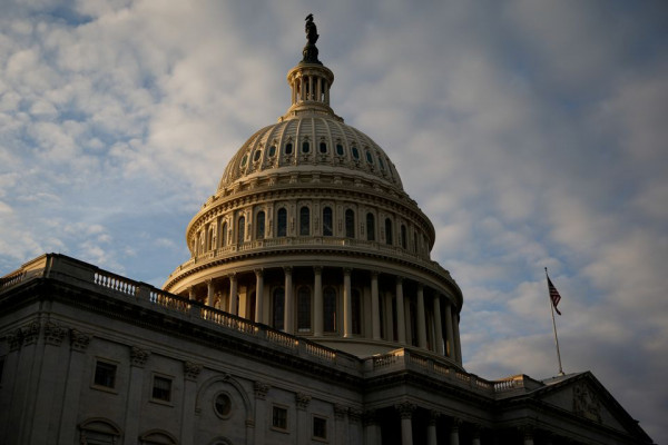 ΗΠΑ – Αποφεύχθηκε προσωρινά το shutdown – Κρίσιμη ψηφοφορία στη Γερουσία