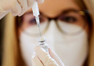 Γερμανία – Τον υποχρεωτικό εμβολιασμό των υγειονομικών προωθεί η νέα κυβέρνηση