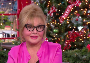 Βίκυ Παγιατάκη – Έτσι θα αποχαιρετήσει το 2021 το κάθε ζώδιο