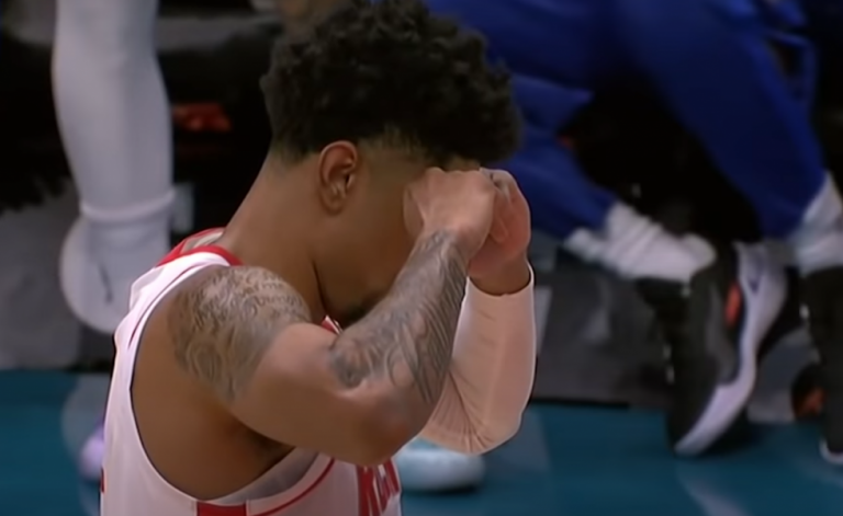 NBA – Ο Γουντ έστειλε την μπάλα στο κεφάλι φιλάθλου