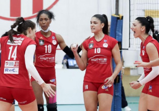 Χαμός στο ΑΕΚ – Ολυμπιακός – Γιατί δεν ξεκινάει το ματς