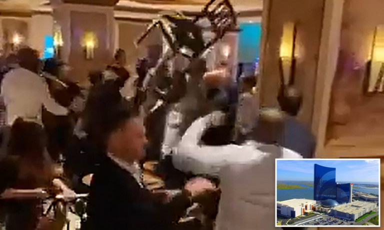 ΗΠΑ- Άγριο ξύλο σε αίθουσα συνεδριάσεων – Έπεσαν μέχρι και καρεκλιές