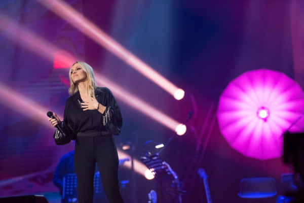 Πέγκυ Ζήνα – Ο Μίκης Θεοδωράκης μού έδωσε το δικαίωμα να δισκογραφήσω τα δικά του λαϊκά τραγούδια