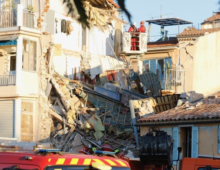 Γαλλία - Νεκρός 30χρονος άνδρας από την κατάρρευση του κτιρίου - Διασώθηκε γυναίκα και το μωρό της