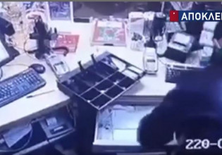 Συνελήφθη ο ληστής των καταστημάτων – Είχε ολόκληρο οπλοστάσιο στο σπίτι του