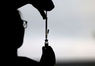 Πλεύρης – Θα λήγουν στους 7 μήνες τα πιστοποιητικά εμβολιασμού για όσους δεν έχουν κάνει την 3η δόση