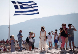 Τουρισμός – Πώς μπορεί να φέρει περισσότερα έσοδα στην ελληνική οικονομία