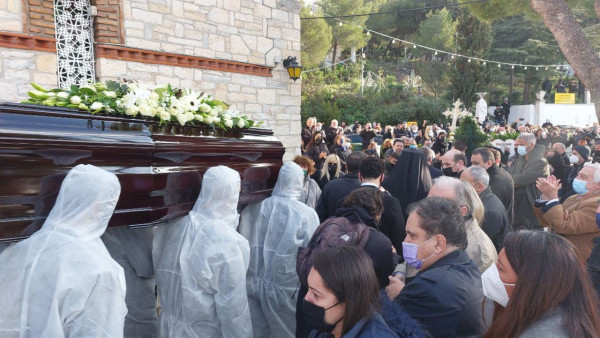 Γιώργος Τράγκας – Τελευταίο αντίο στον δημοσιογράφο – Εφυγε άδικα, είπε ο Χαρδαβέλλας