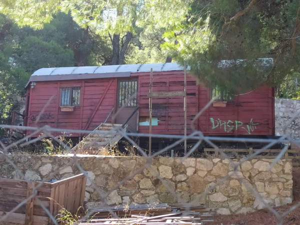 Δήμος Πεντέλης-Παλαιοσίδερα ένα βαγόνι τρένου του 1937