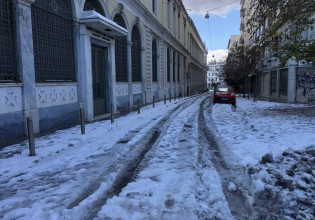 Κακοκαιρία «Ελπίδα»: Ξεσπούν οι Αθηναίοι πολίτες – «Είναι δυνατόν να κλείνει η πρωτεύουσα; Χάσαμε τα μεροκάματά μας»