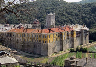 Άγιο Όρος – Στην ιερά μονή Ιβήρων η σπάνια βυζαντινή πανοπλία