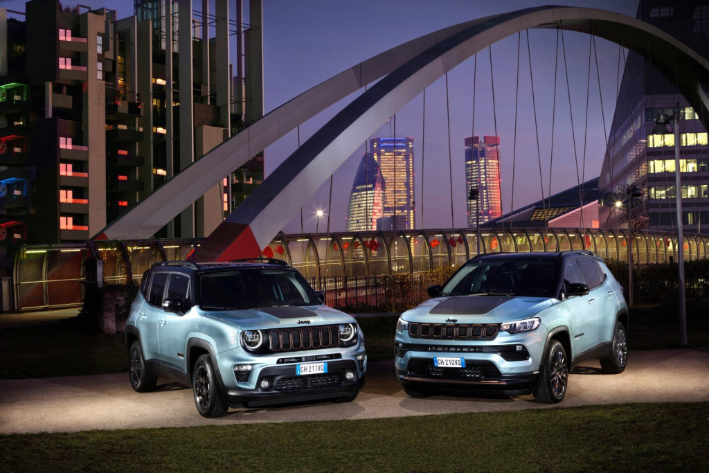 Jeep Renegade και Compass e-Hybrid: Με νέα υβριδική ισχύ