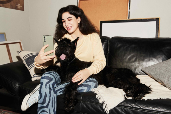 Το Samsung Galaxy S21 FE 6GB / 128 GB θα σου χαρίσει τα πιο εντυπωσιακά πορτραίτα