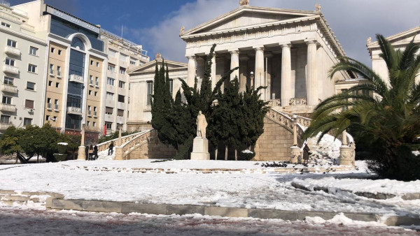 Κακοκαιρία «Ελπίδα»: Έρημο το κέντρο της Αθήνας – Αυτοψία του in