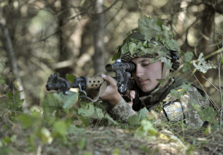 Ουκρανία: Στρατιώτης σκότωσε πέντε άτομα με το υπηρεσιακό του όπλο – Τι αναφέρουν οι αρχές