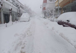 Κρήτη: Απεγκλωβισμοί και διακοπές ρεύματος – Δύσκολες ώρες για τους σεισμόπληκτους