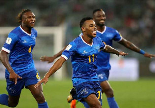 Τρομερή ασίστ από τον Γκάρι Ροντρίγκες! (vid)