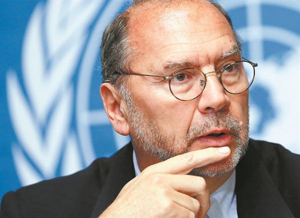 Πίτερ Πίοτ – «Το εμβόλιο δεν είναι λύση – θαύμα, είναι ασπίδα προστασίας»