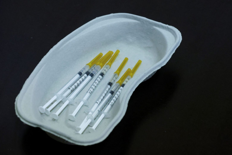 Εμβόλιο – Τελικά πόσες αναμνηστικές δόσεις θα χρειαστούμε; Τι λέει η επιστήμη