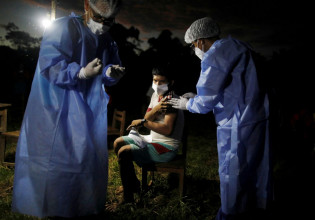 Εμβόλιο – Μεγάλοι επενδυτές πιέζουν τις φαρμακοβιομηχανίες για δίκαιη κατανομή