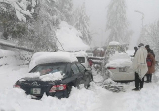 Πακιστάν – Τουλάχιστον 21 νεκροί από χιονοθύελλα