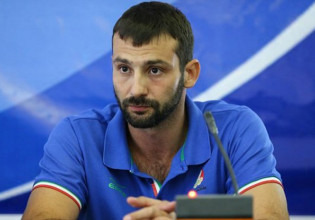 Αυτόν τον προπονητή επέλεξε ο Ολυμπιακός αντί του Παυλίδη