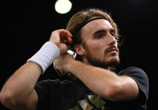 Στέφανος Τσιτσιπάς – Η κατάθλιψη, η σπασμένη ρακέτα, το εμβόλιο και τα Harrods