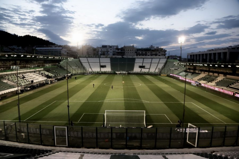 Super League: Τα βλέμματα σε Λεωφόρο και Νεάπολη