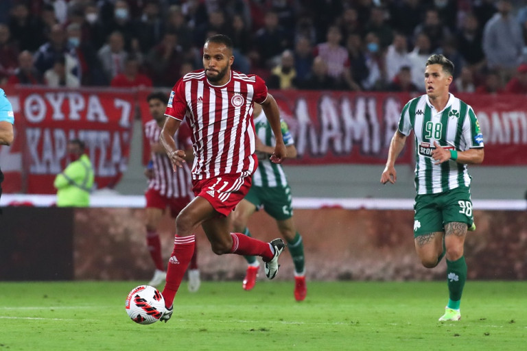 Super League – Όλα τα φώτα στραμμένα στη Λεωφόρο, στο ντέρμπι των αιωνίων αντιπάλων