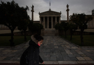 Κοροναϊός: «Μαύρος» Ιανουάριος με 1.759 θανάτους – Πότε θα σταματήσει η πανδημία να βγάζει νοκ άουτ προβλέψεις και στρατηγικές