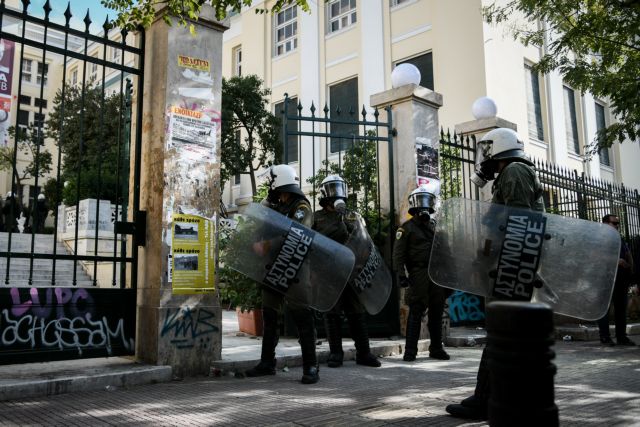 Ανομία στα πανεπιστήμια: κανείς δεν θέλει να την καταπολεμήσει!
