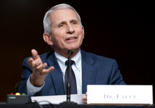 ΗΠΑ – Όταν ο Φάουτσι αποκάλεσε «ηλίθιο» Ρεπουμπλικανό γερουσιαστή