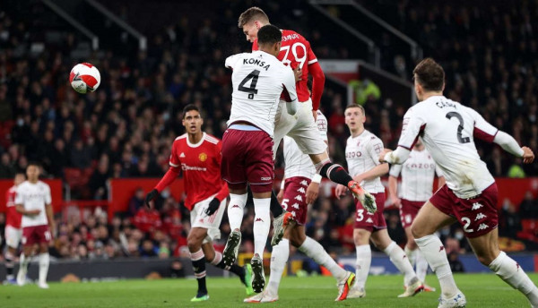 Μάντσεστερ Γιουνάιτεντ – Άστον Βίλα 1-0 : Προβλημάτισε ξανά, αλλά… πίκρανε τον Τζέραρντ και πέρασε