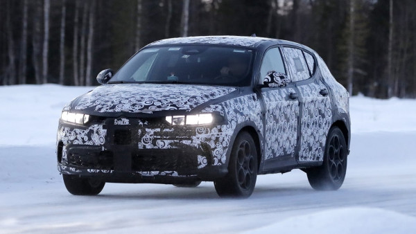 Alfa Romeo Tonale: Σε πολλαπλό… ταμπλό