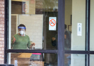 Καναδάς – Καταγράφηκε νέο αρνητικό ρεκόρ κρουσμάτων κοροναϊού