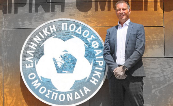 Kλάτενμπεργκ προς διαιτητές – «Όποιος με ρωτά γιατί δεν ορίζεται θα τιμωρείται με δύο αγωνιστικές»