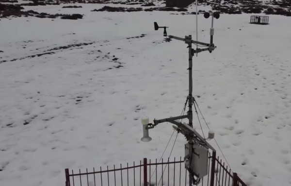 Ψηλορείτης – Πλάνα από τον χιονομετρικό σταθμό του Meteo