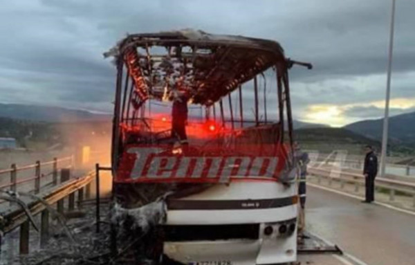 Αχαΐα – Παρανάλωμα του πυρός σχολικό λεωφορείο λίγο πριν παραλάβει μαθητές