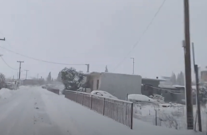 screen only confirm Κακοκαιρία «Ελπίδα»: Χωρίς ρεύμα και θαμμένα στο χιόνι τα χωριά στην Κύμη |  in.gr