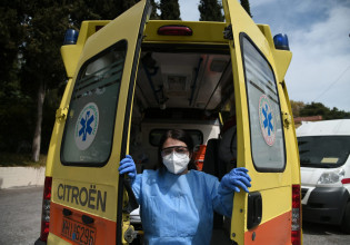 Θεσσαλονίκη – Τροχαίο δυστύχημα με μία νεκρή και τέσσερις τραυματίες