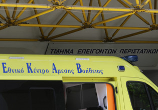 Τροχαίο στις Αχαρνές – Δύο άτομα απεγκλωβίστηκαν χωρίς τις αισθήσεις τους