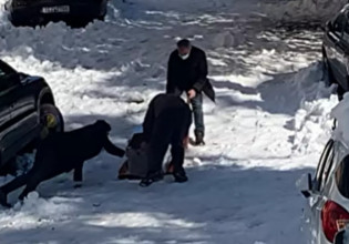 Κακοκαιρία Ελπίδα: Αδιανόητο βίντεο – Σέρνουν φέρετρο στα χιόνια στου Ζωγράφου